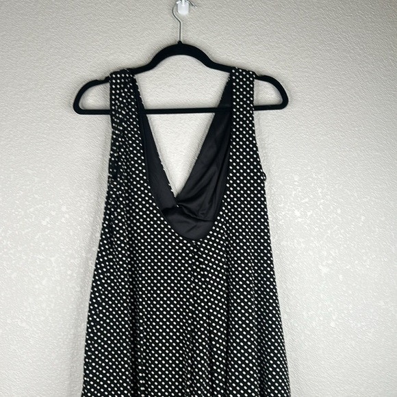 Tiana B. Black & White Polka Dot V-Neck Sleeveless Special Occasion Dress Size L - Picture 4 of 7
